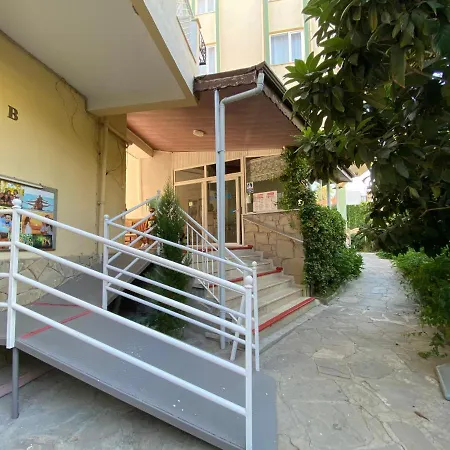 Lejlighedshotel Melissa Garden