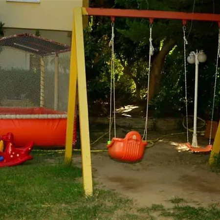 Lejlighedshotel Melissa Garden 3*