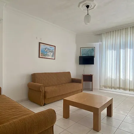 מלון דירות Melissa Garden 3*