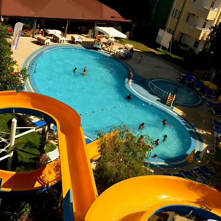 Lejlighedshotel Melissa Garden 4*