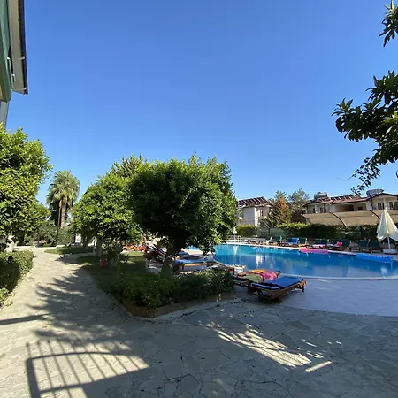 Melissa Garden 4*