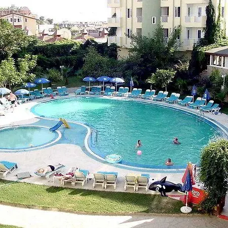 Melissa Garden 4* Side