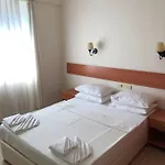 Melissa Garden 4* シダ