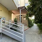 Melissa Garden 4* シダ