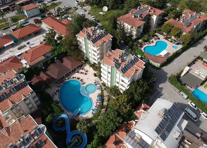 Melissa Garden 4* Side