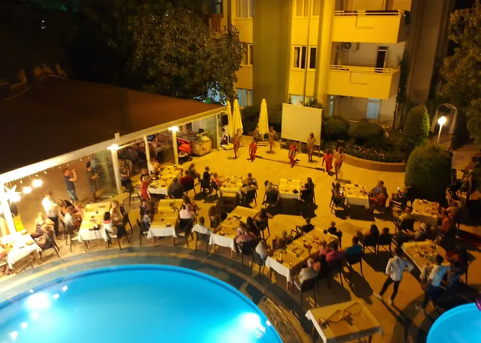 Melissa Garden 4* Side