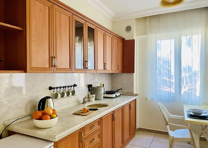 Melissa Garden 4* Side