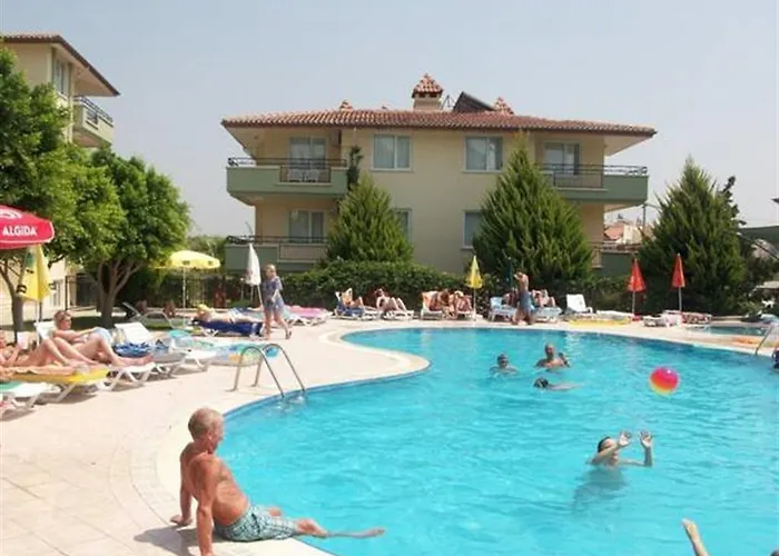 Hotel de apartamente Melissa Garden 4*