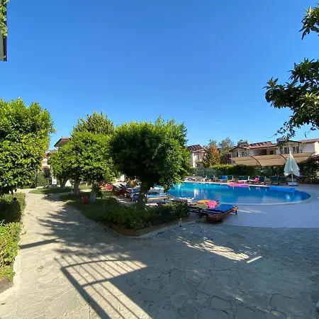 Melissa Garden 시데